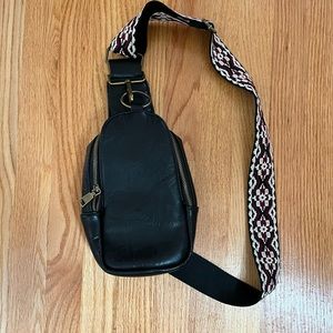Crossbody bag - black